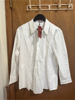 Men’s  White Button-Up Shirt